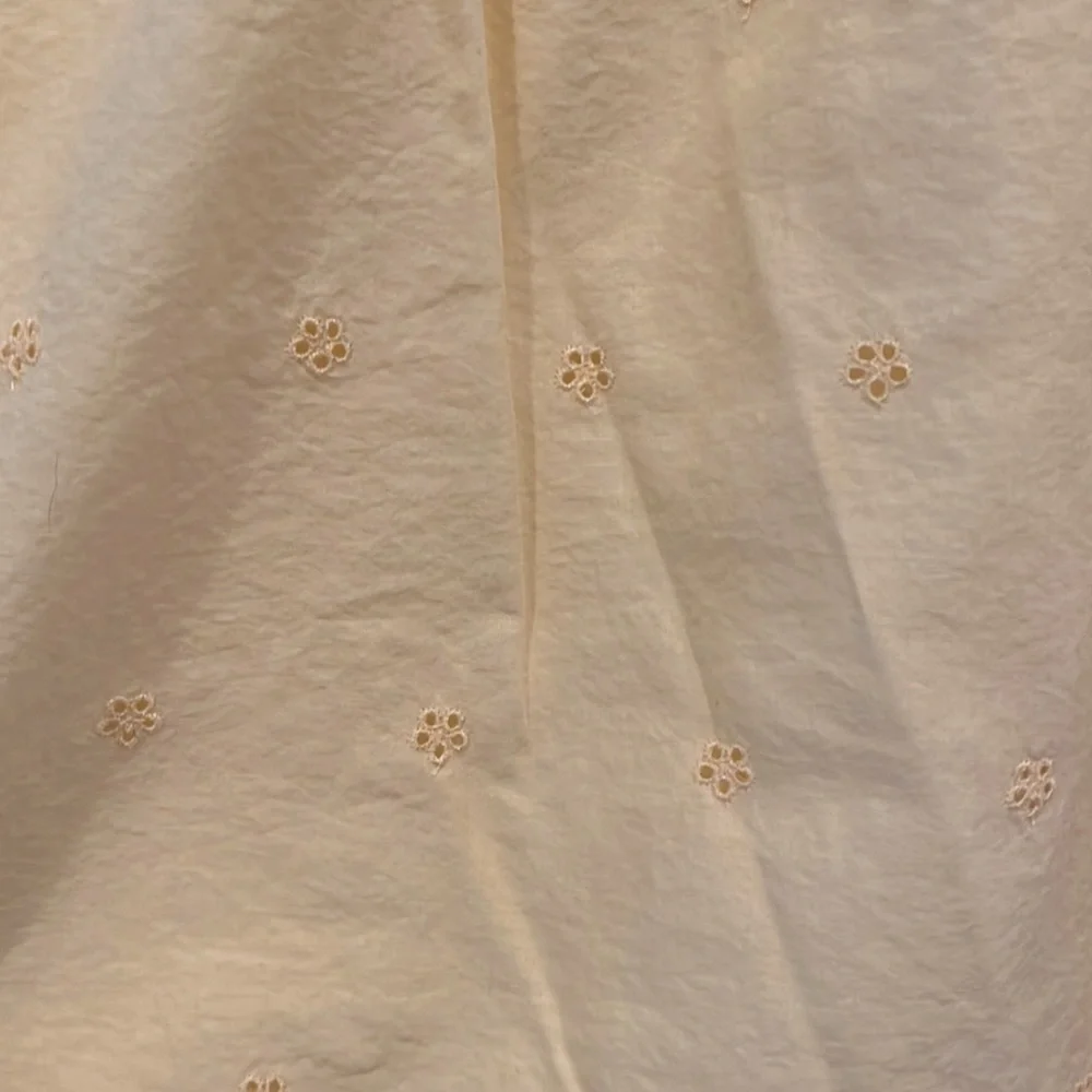 GAP Kids - Eyelet ruffle dress - girls summer dress.  Size large. Yellow.